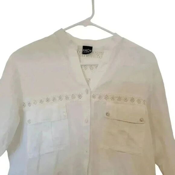 AO Aho Po'I Raity Women's White Cotton Button Down Top w Set In Lace Accents - Picture 5 of 13